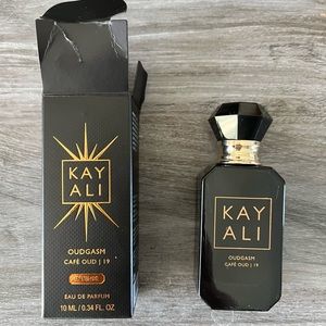Kayali Cafe Oud Perfume 10oz